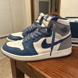 Nike Air Jordan 1 Men’s 9 DZ5485-410 Gray White Blue Basketball Sneaker Shoes
